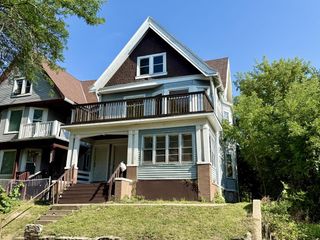 3912 W Cherry STREET #3914, Milwaukee, WI 53208