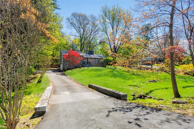 816 Hardscrabble Road, Chappaqua, NY 10514