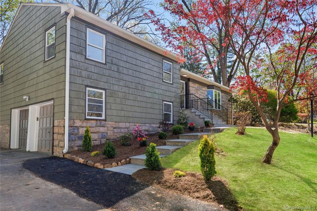 816 Hardscrabble Road, Chappaqua, NY 10514
