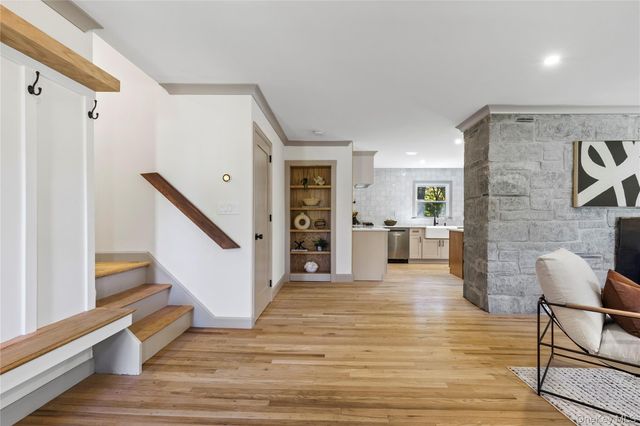 816 Hardscrabble Road, Chappaqua, NY 10514