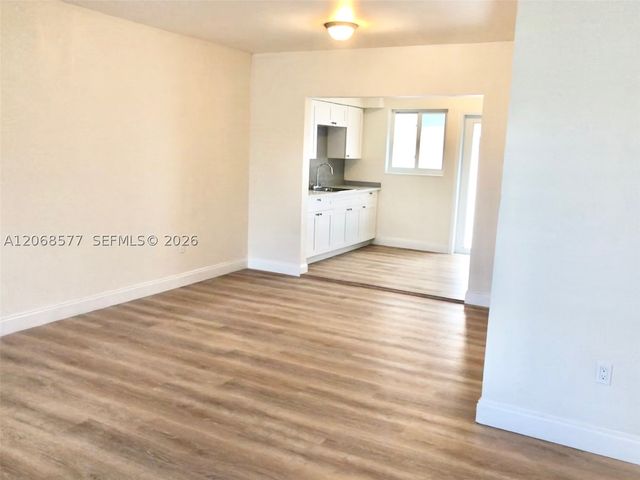 105 S Shore Dr 5, Miami Beach, FL 33141