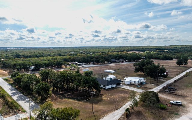1290 County Road 3355, Paradise, TX 76073