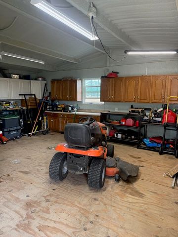 1290 County Road 3355, Paradise, TX 76073