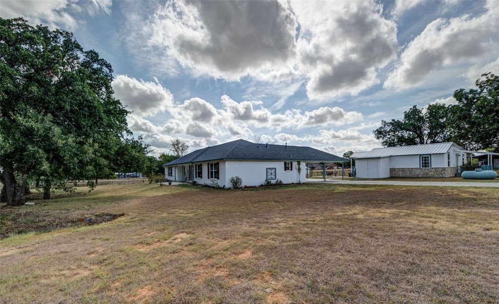 1290 County Road 3355, Paradise, TX 76073 — photo 4