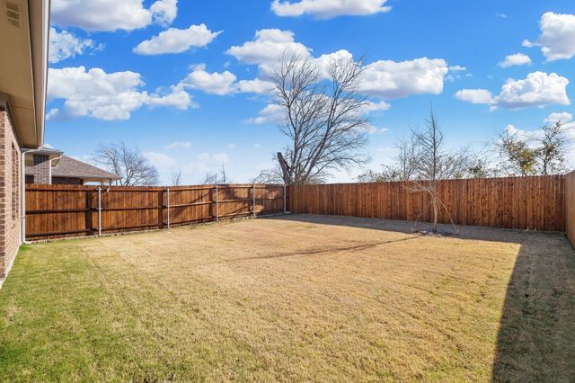 4816 Hunter Hurst Drive, Princeton, TX 75071