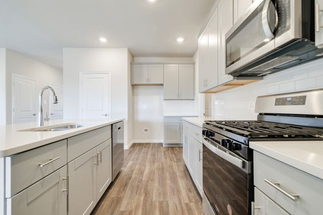 4816 Hunter Hurst Drive, Princeton, TX 75071