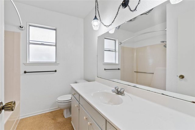 3414 Tahiti Dr, Corpus Christi, TX 78418