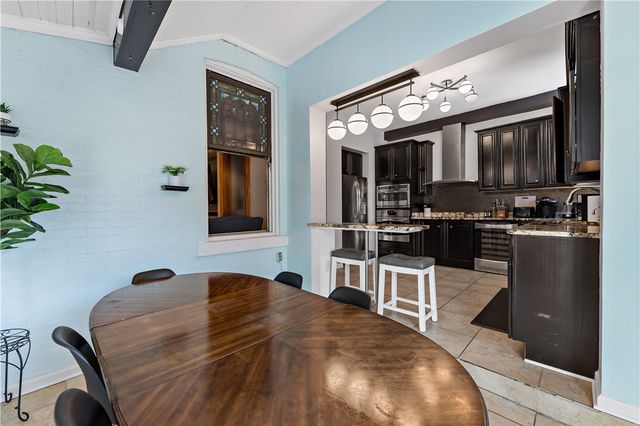 5921 Alder St, Shadyside, PA 15232