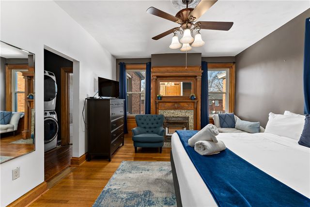 5921 Alder St, Shadyside, PA 15232