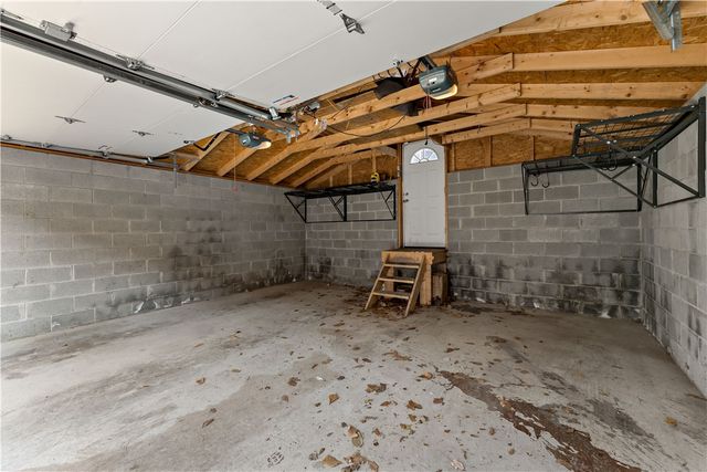 5921 Alder St, Shadyside, PA 15232