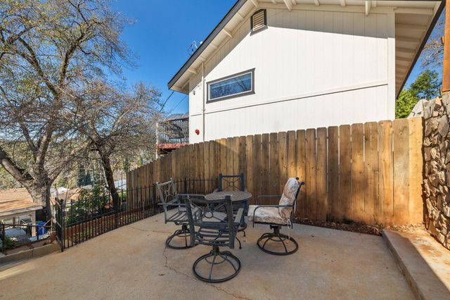 169 N Shepherd St., Sonora, CA 95370