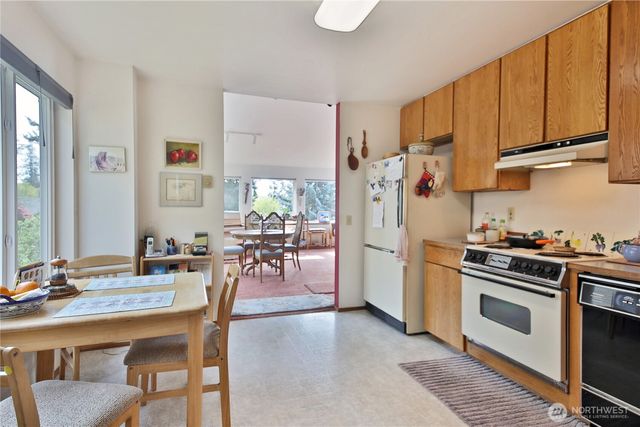 5636 Lenz Place, Langley, WA 98260