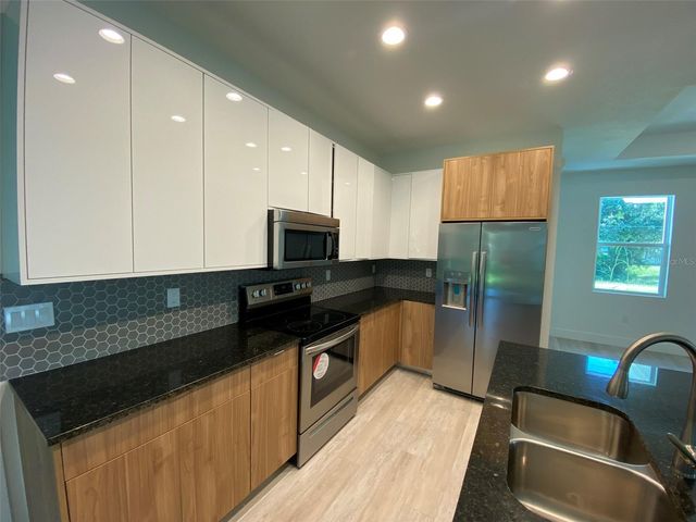 2635 STARVIEW AVENUE, North Port, FL 34288