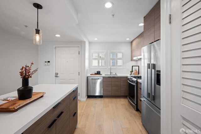 1880 Steiner Street 403, San Francisco, CA 94115