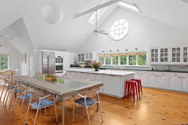 1450 Sound Avenue, Mattituck, NY 11952
