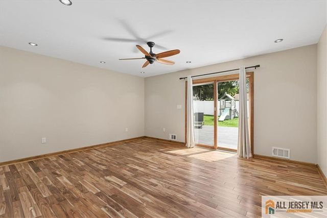 9 Bucknell Road, Old Bridge, NJ 08859