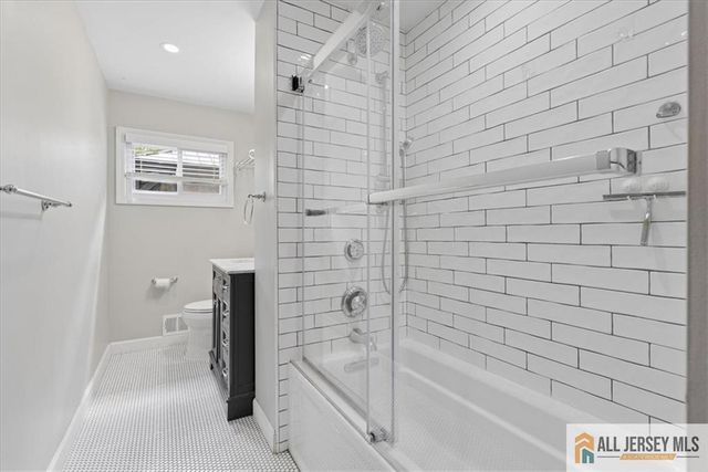 9 Bucknell Road, Old Bridge, NJ 08859