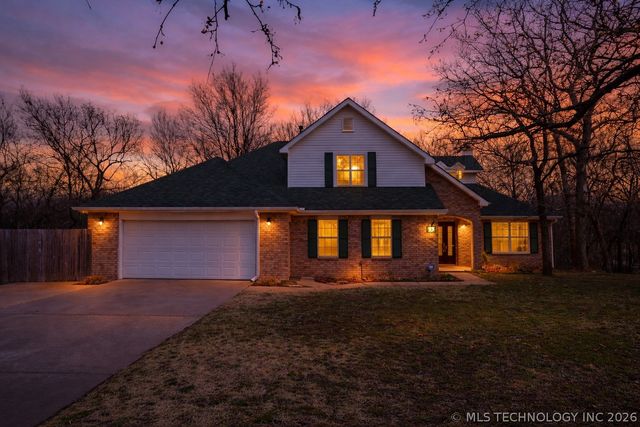 15 S 275th East Avenue, Catoosa, OK 74015