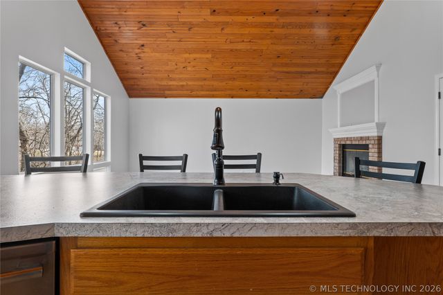 15 S 275th East Avenue, Catoosa, OK 74015