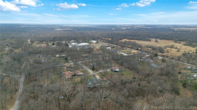 15 S 275th East Avenue, Catoosa, OK 74015