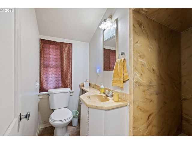 55 FEDERAL Ln, Eugene, OR 97404