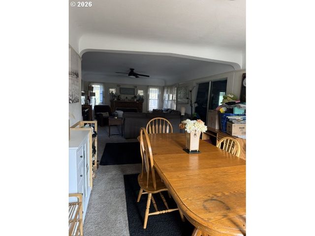 55 FEDERAL Ln, Eugene, OR 97404
