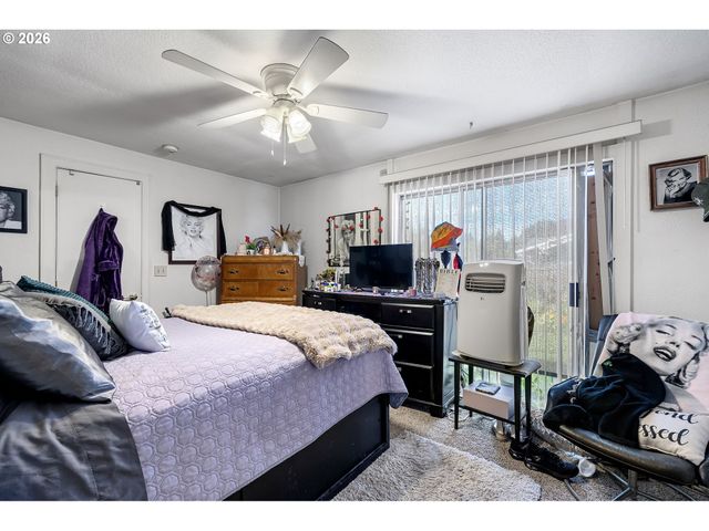 55 FEDERAL Ln, Eugene, OR 97404
