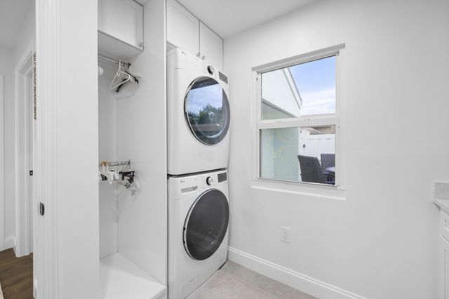 17235 Bay Street, Jupiter, FL 33477