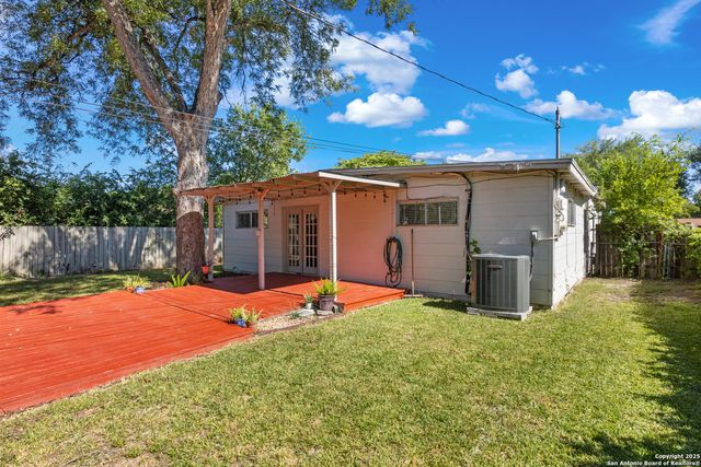 250 Birchwood, San Antonio, TX 78213