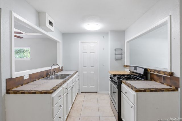 250 Birchwood, San Antonio, TX 78213