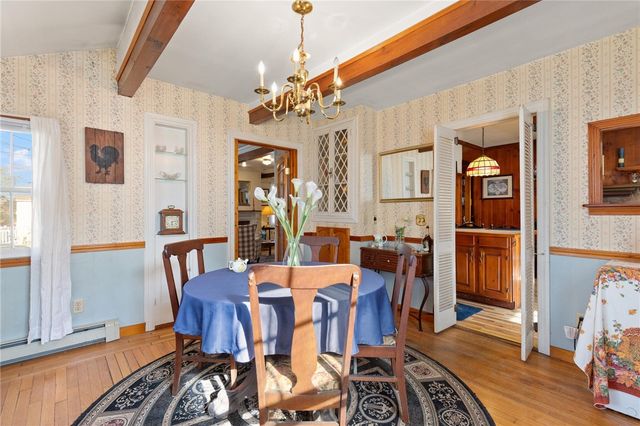 17 Underwood Lane, Middletown, RI 02842