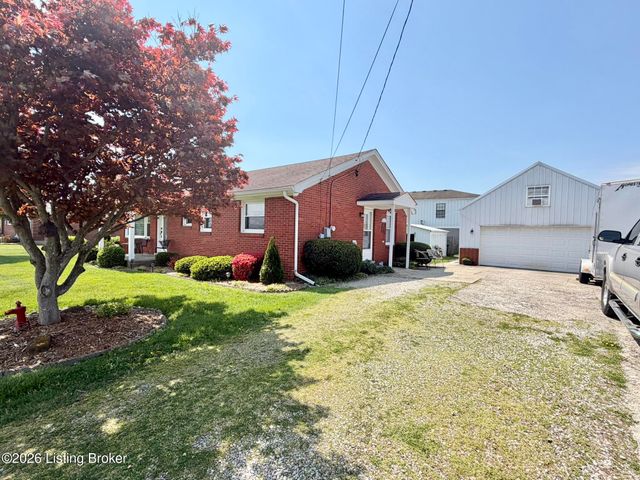 157 Stout St, Mt Washington, KY 40047