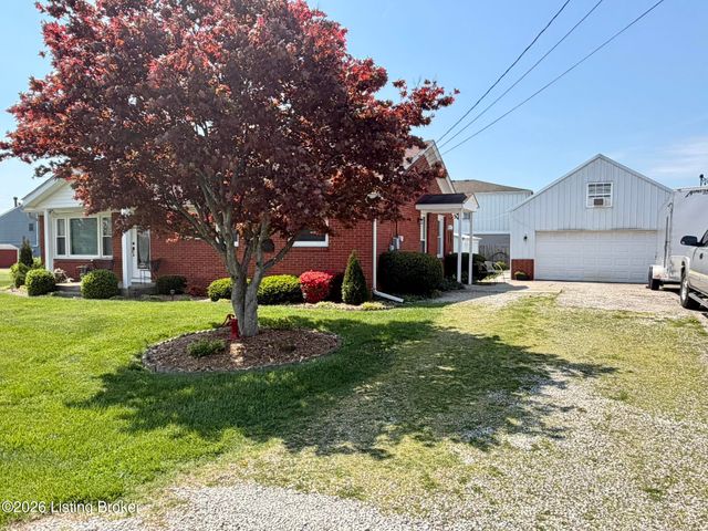 157 Stout St, Mt Washington, KY 40047