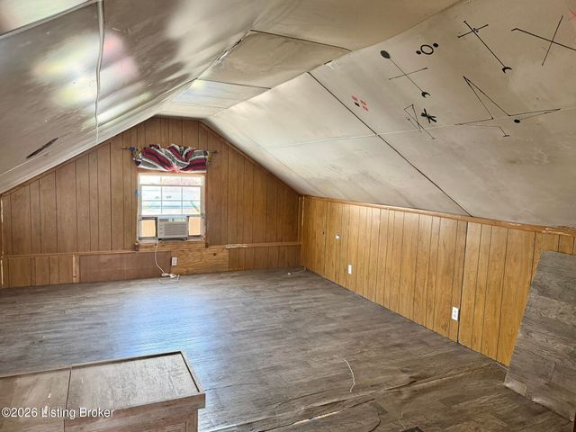 157 Stout St, Mt Washington, KY 40047
