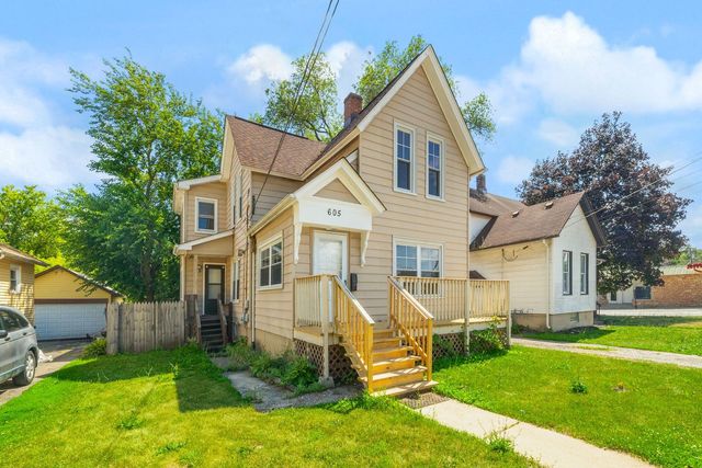 605 Keep Avenue, Elgin, IL 60120