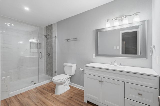 20 Moon Valley Court, Conroe, TX 77304