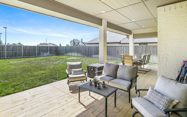 9405 STONECREST Drive, Amarillo, TX 79118
