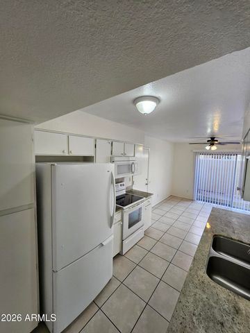 5635 S Clambake Bay Court C, Tempe, AZ 85283