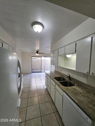 5635 S Clambake Bay Court C, Tempe, AZ 85283