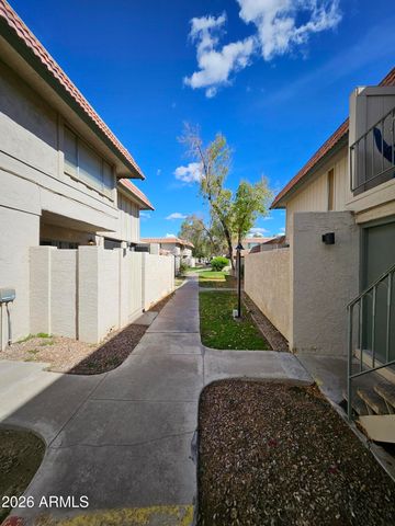 5635 S Clambake Bay Court C, Tempe, AZ 85283