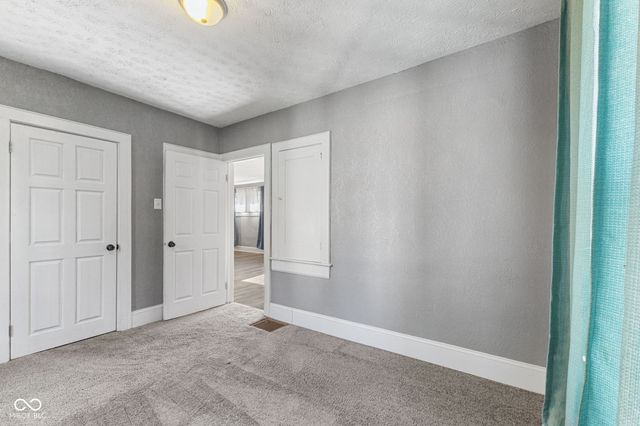 1424 N Gladstone Avenue, Indianapolis, IN 46201