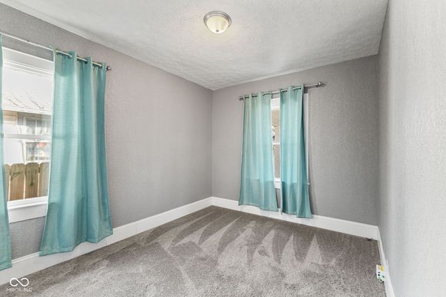 1424 N Gladstone Avenue, Indianapolis, IN 46201