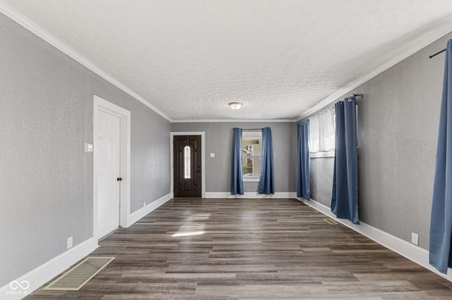 1424 N Gladstone Avenue, Indianapolis, IN 46201