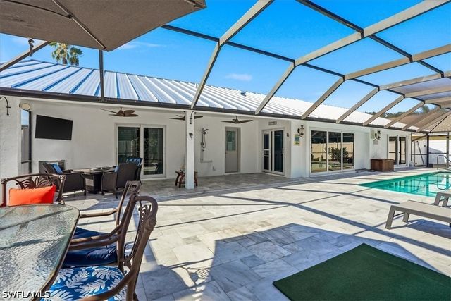 2467 Pine Woods CIR 3, Naples, FL 34105