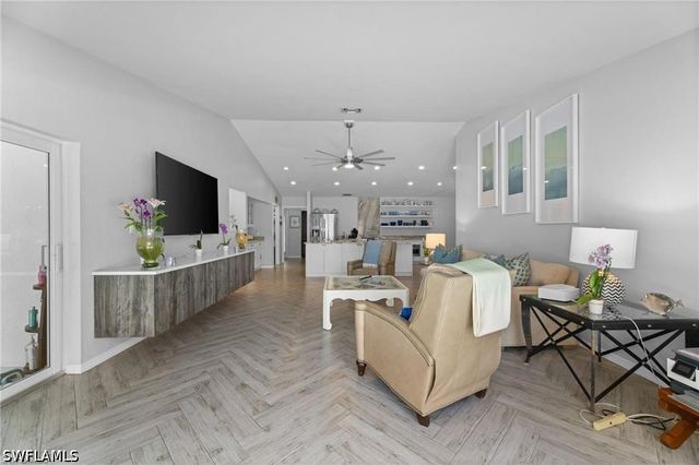 2467 Pine Woods CIR 3, Naples, FL 34105