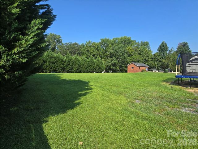 5914 Hanna Court, Charlotte, NC 28212