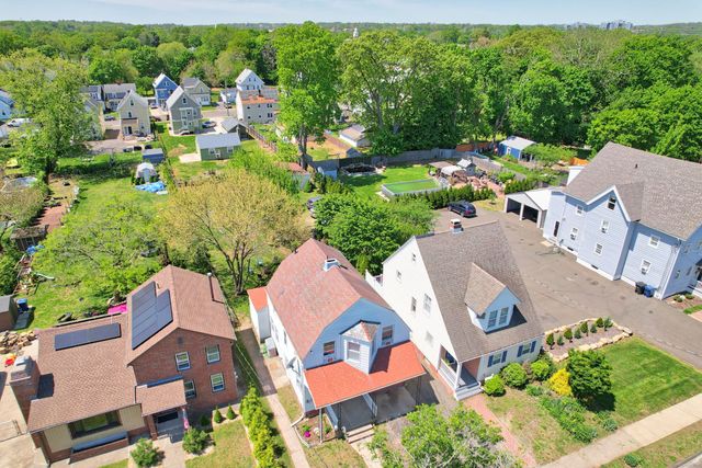 224 1st Avenue, West Haven, CT 06516