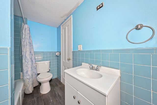 224 1st Avenue, West Haven, CT 06516