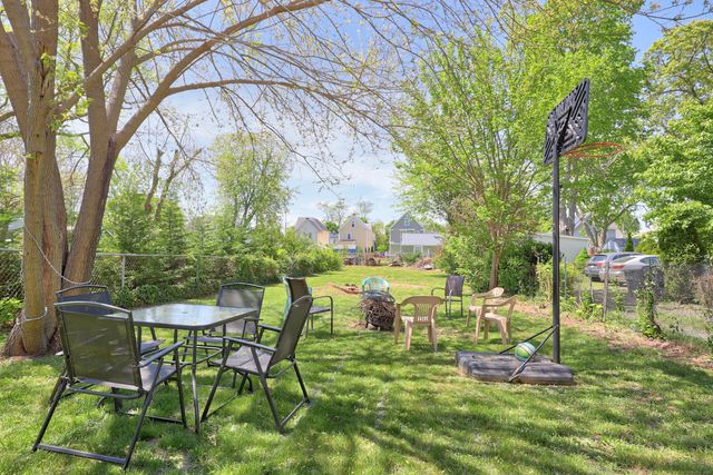 224 1st Avenue, West Haven, CT 06516