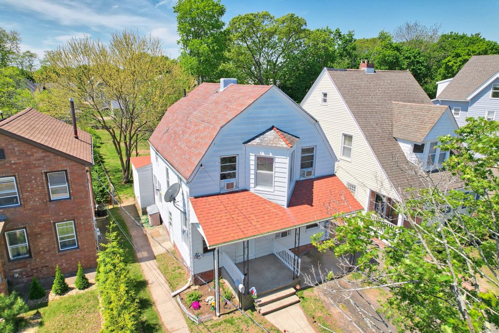 224 1st Avenue, West Haven, CT 06516